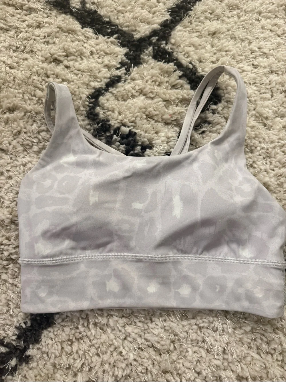 Lululemon Spray Leopard Grey Multi Energy Bra (Longline)